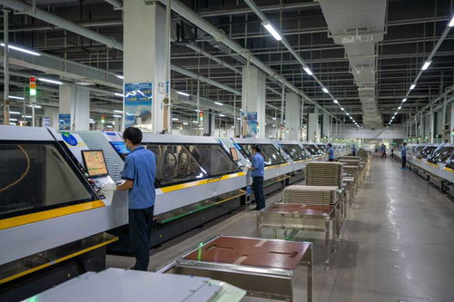 退稅減稅紅利落地，推動(dòng)廣東經(jīng)濟(jì)回升向好，信息科技產(chǎn)業(yè)受益顯著